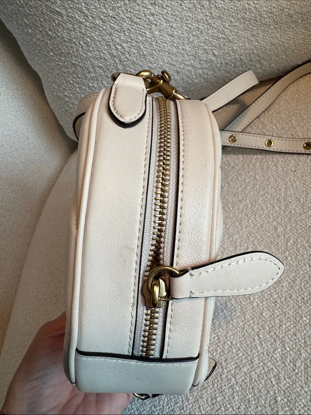 Coach stitching diagonal
